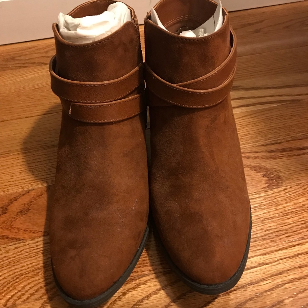 Lauren Conrad boots - New